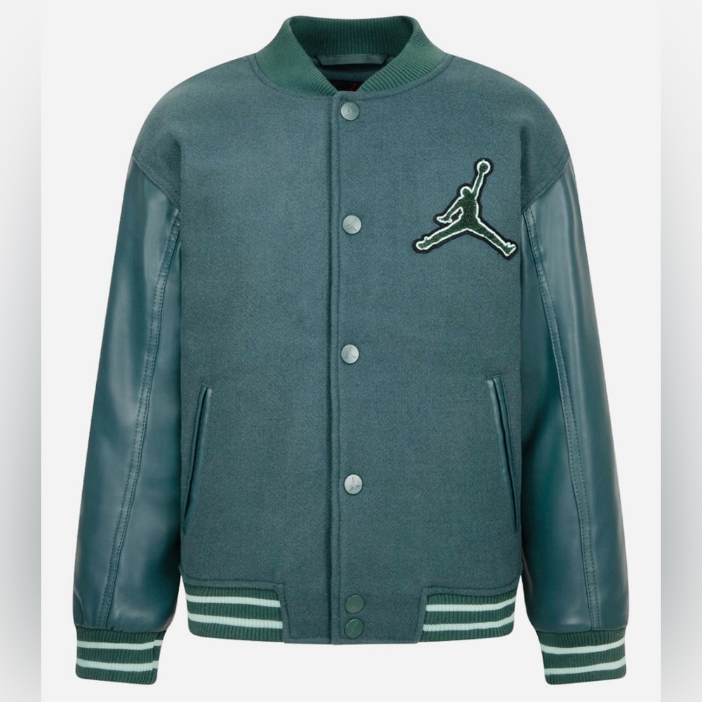NWT JORDAN JUMPMAN VARSITY BASEBALL JACKET NIKE KIDS BIG BOYS GREEN MEDIUM